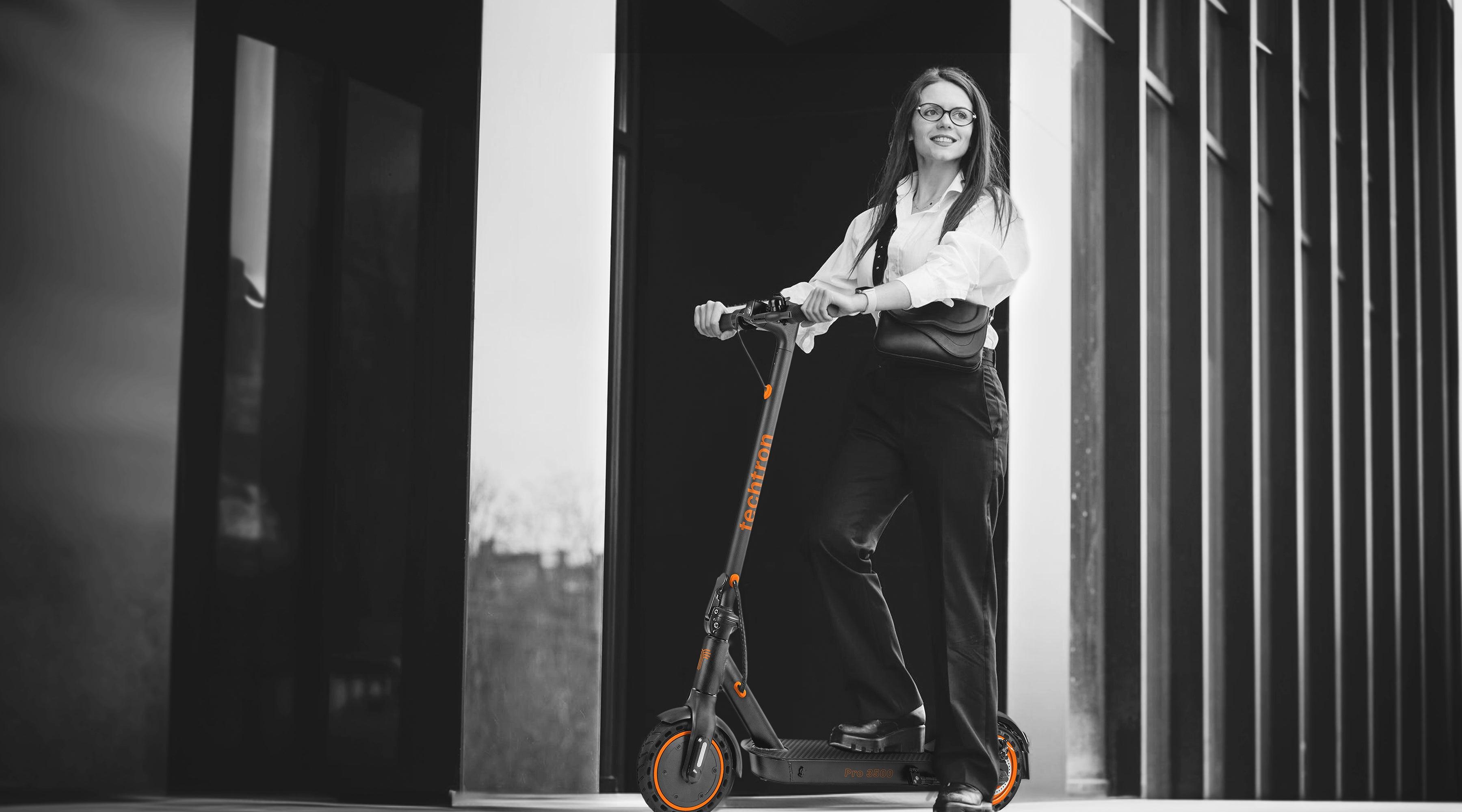 Fast Forward Your Commute: The Top Benefits of Choosing an Electric Scooter - techtron